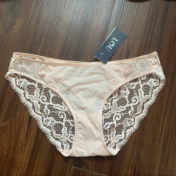 LOU Lace Bra and Underwear Set in Light Pink NWT - Picture 7 of 8